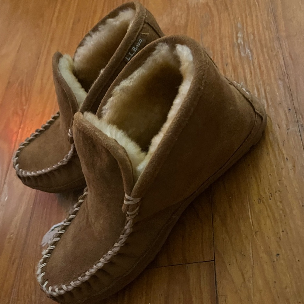 L.L bean brown mini slippers size 7